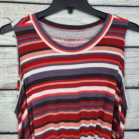 LOFT Outlet Petite Women’s Tank Top Size LP Striped Twist Front Red Gray Sleevel - Picture 2 of 6